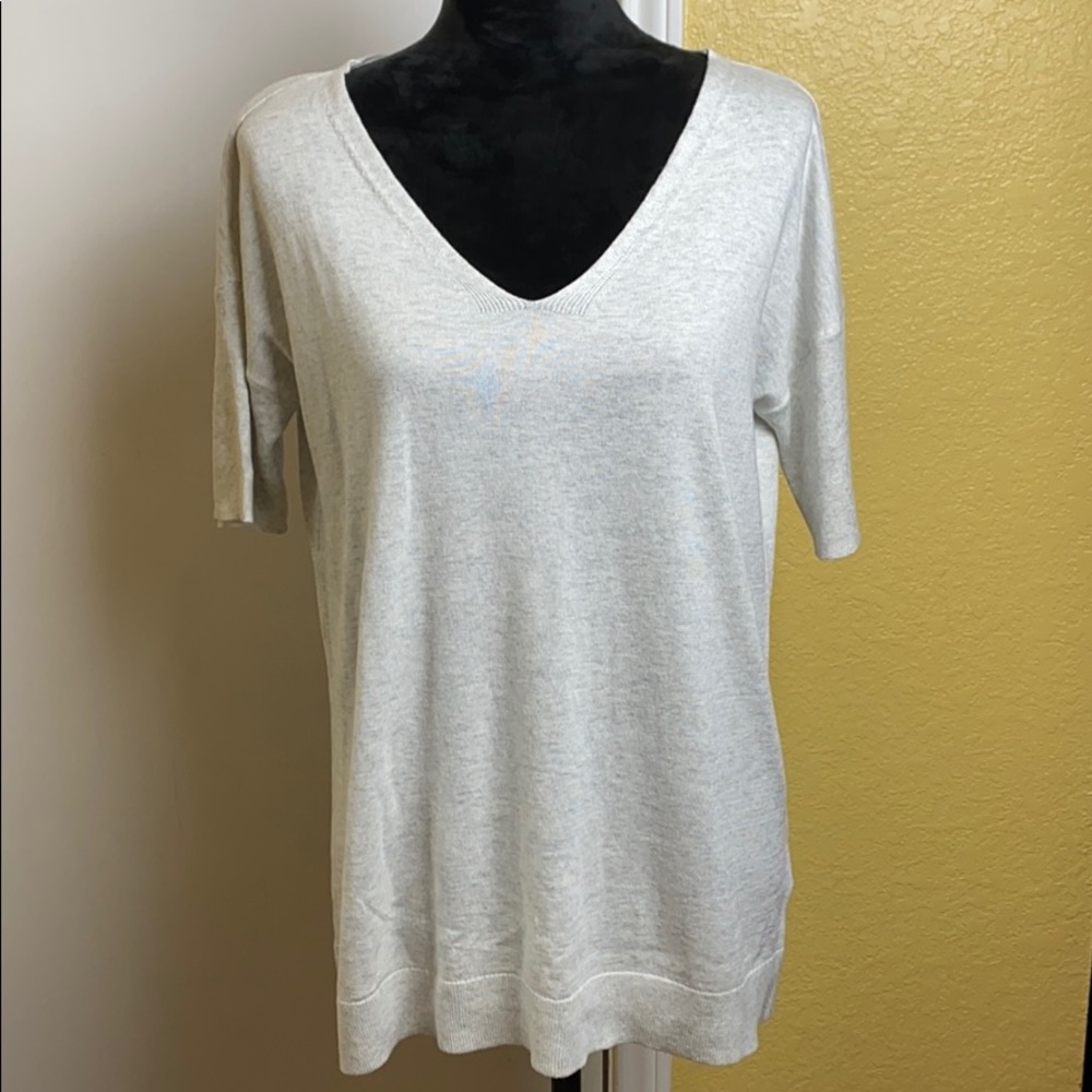 NWT Banana Republic V-neck Blouse Medium